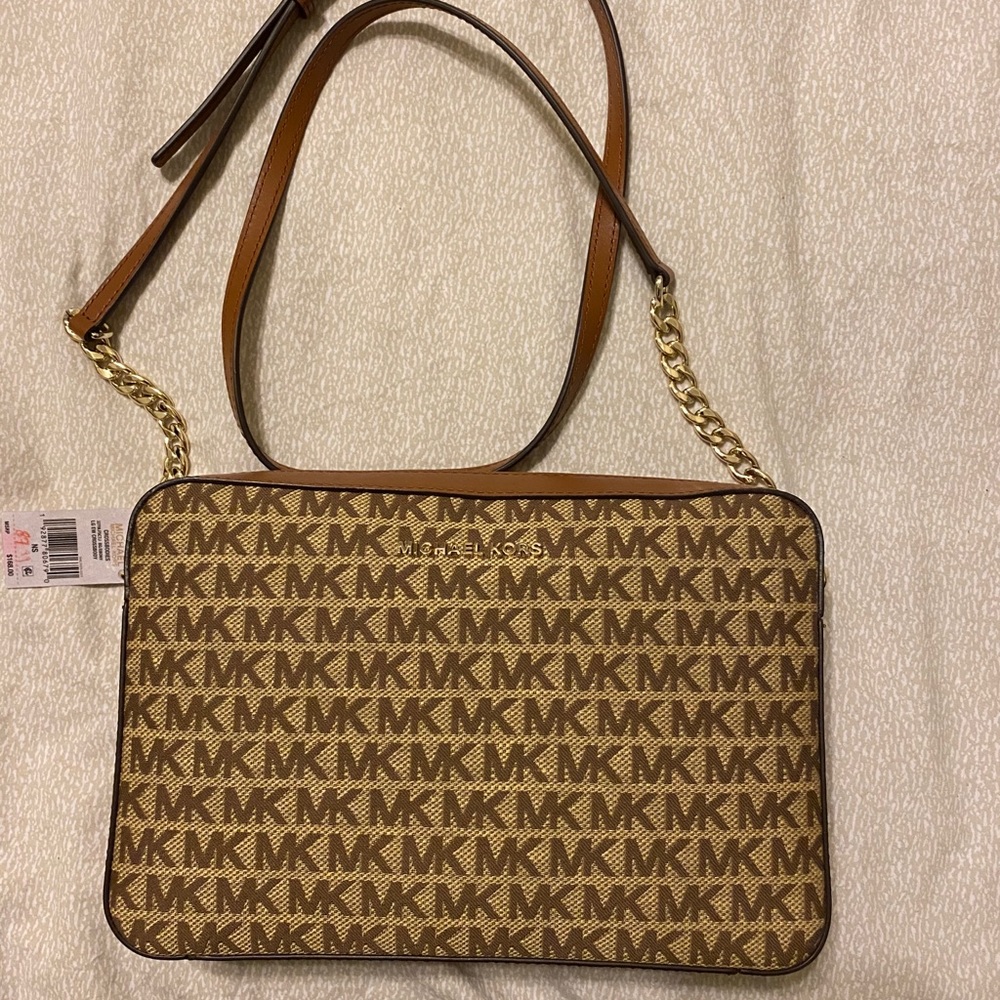 Michael Kors Crossbody